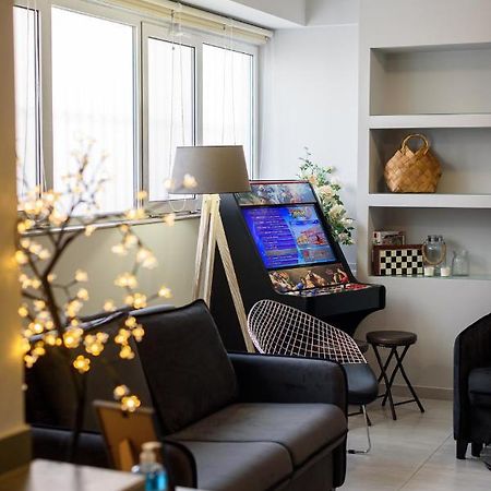 Patras' Hitech Apartment Bagian luar foto